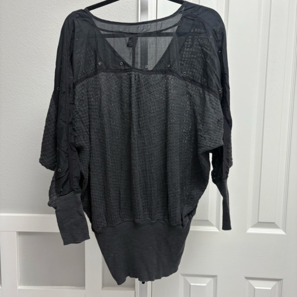 Free People Woven Sheer Sweater Size L - Picture 4 of 4